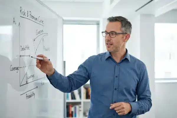 Intermédiaire en assurance et redressement judiciaire : impact sur l’immatriculation ORIAS et obligations ACPR