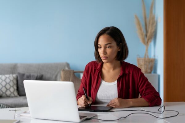 Intermédiaire en assurance à titre accessoire : exemption DDA, capacité IAS et obligations ORIAS en 2025